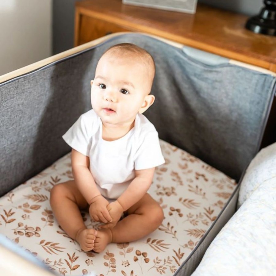 Nursery & Home Millie & Ralph Moses Baskets & Bedside Cribs | Gilded Bird Lovely Leaves - Beige Bedside Crib Sheet/Changing Mat Cove